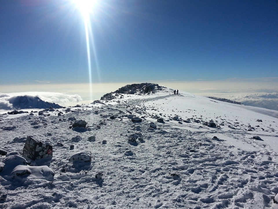 kilimanjaro-342697_960_720.jpg